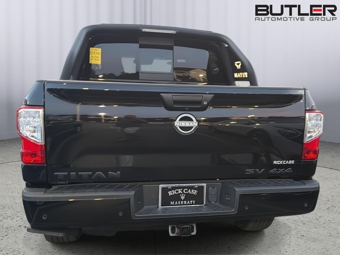 2024 Nissan Titan SV - Photo 9