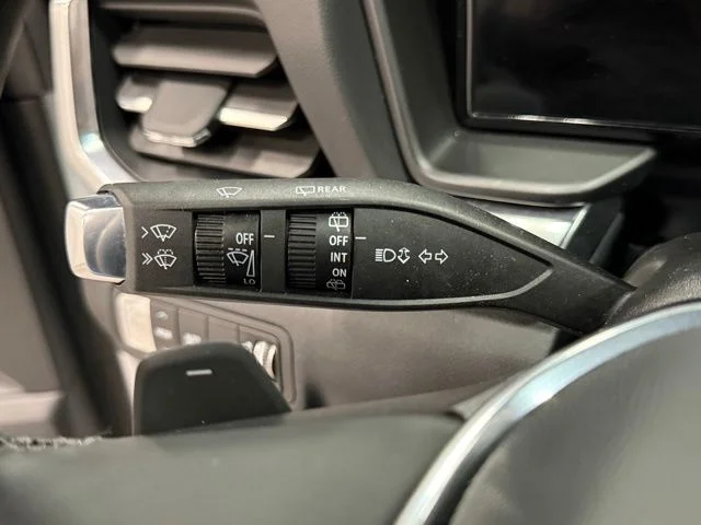 Used 2026 White GMC Elevation image 19