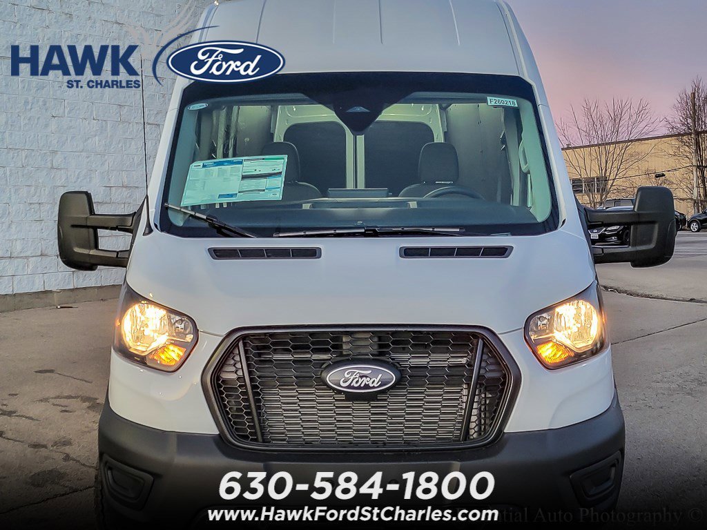 New 2026 Oxford White Ford Cargo Van image 4