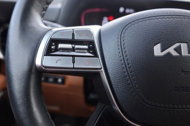 Used 2025 Ebony Black Kia EX X-Line image 30