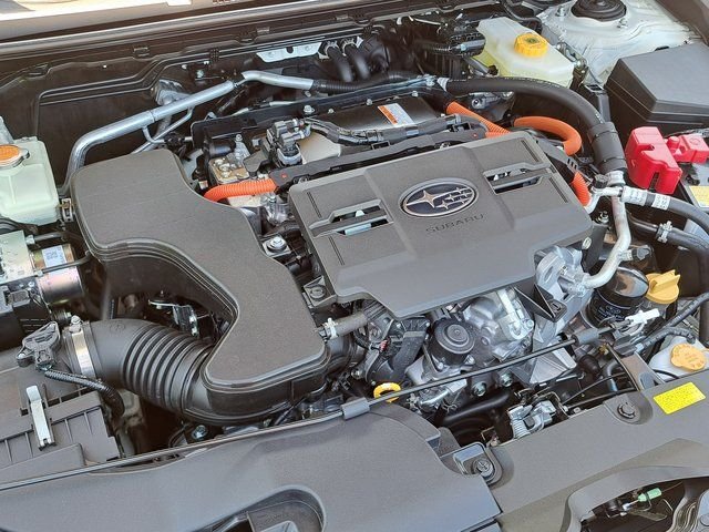 New 2026 CRYSTAL WHITE PEARL Subaru Limited Hybrid image 15