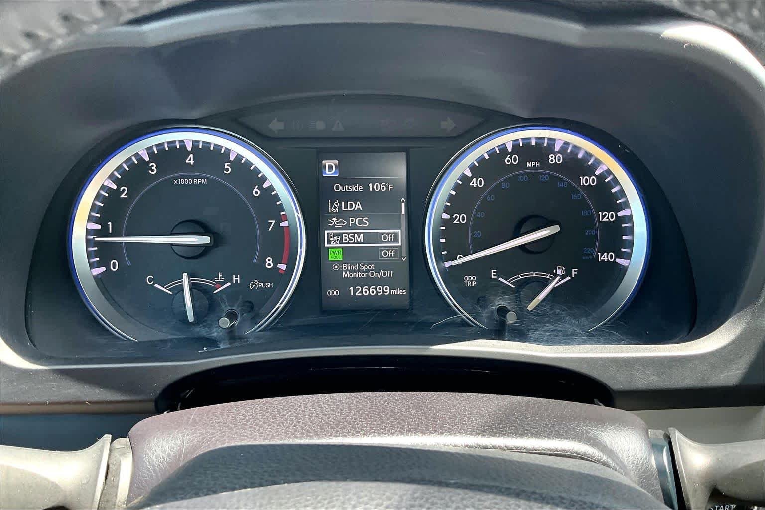 Used 2018 Celestial Silver Metallic Toyota XLE image 26