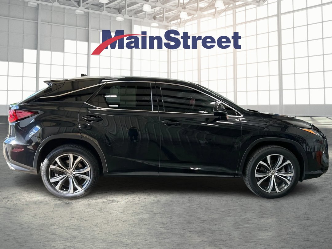 Used 2017  Lexus 350 image 6