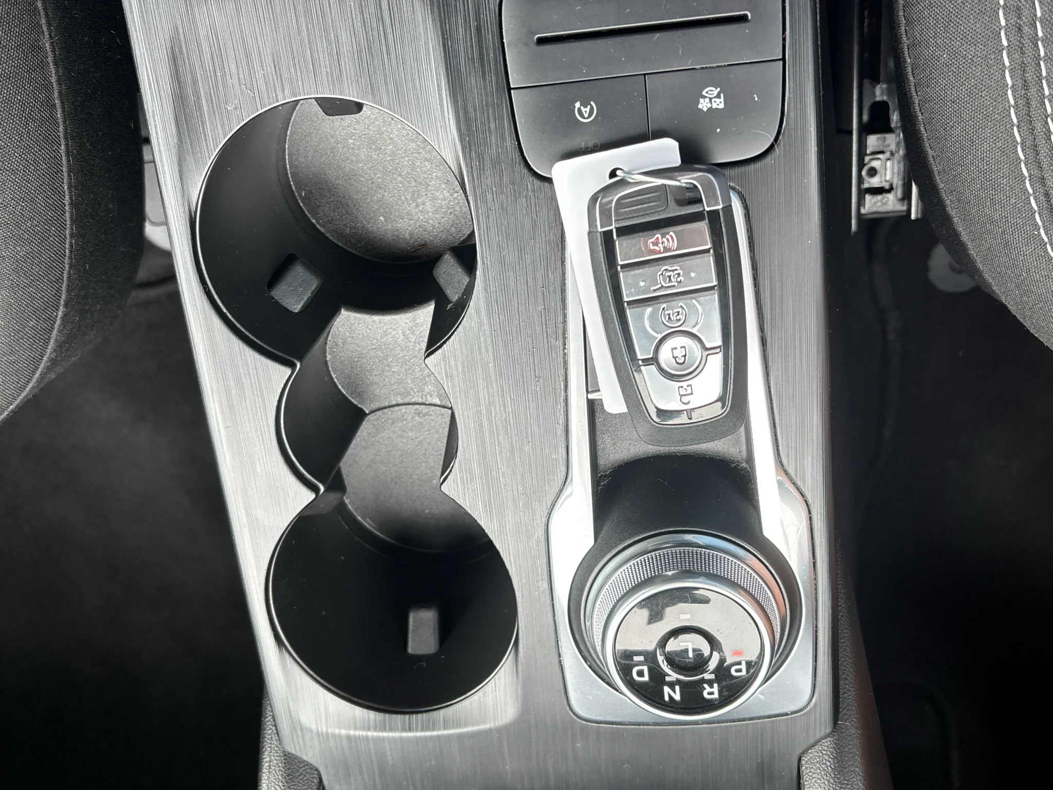 Used 2025 Agate Black Metallic Ford Active image 22