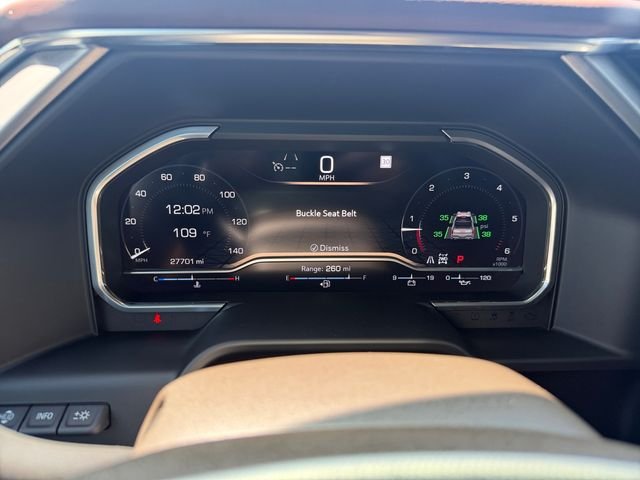 Used 2022 White GMC Denali image 14