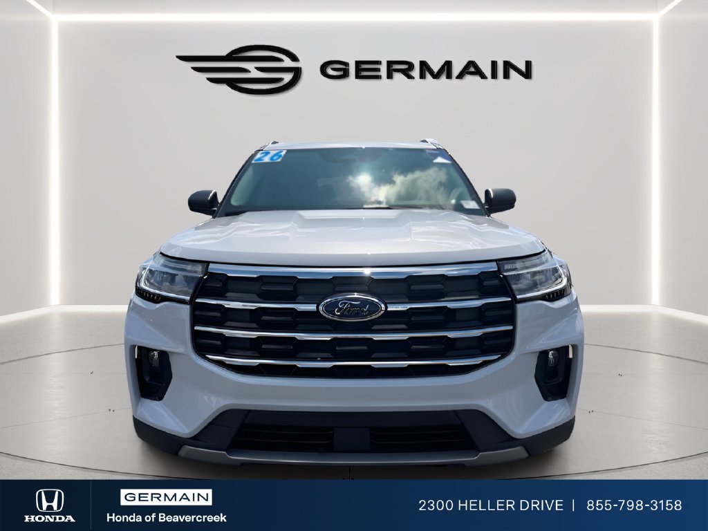 Used 2026 Space White Metallic Ford Active image 2