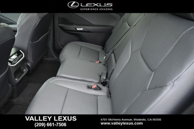 2026 Lexus TX 350 - Photo 9