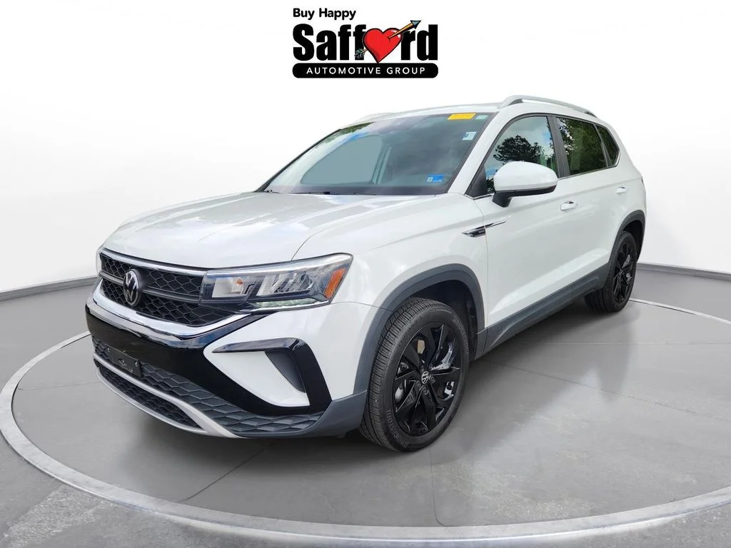 2023 Volkswagen Taos 1.5T SE's photo