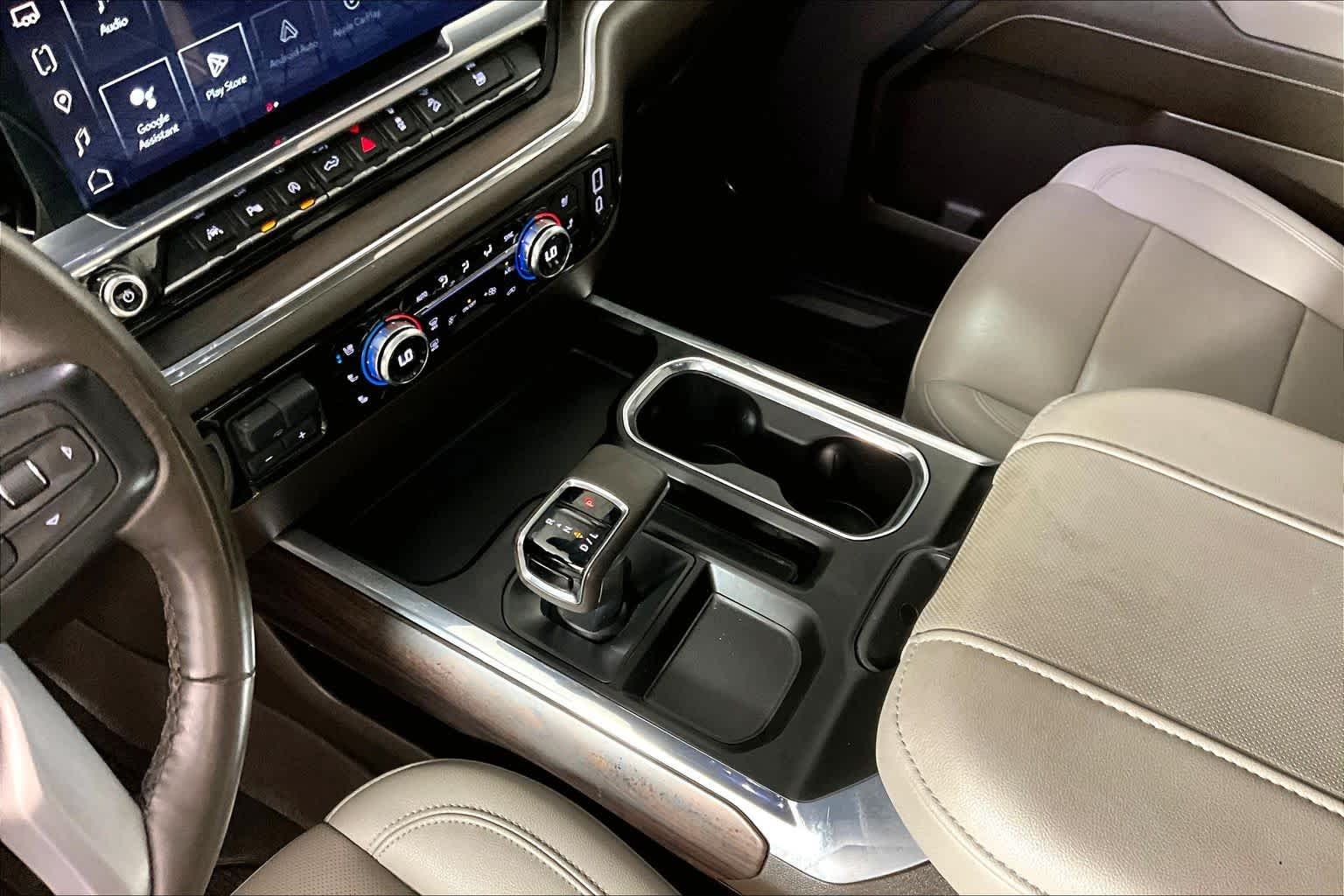 Used 2024 Sterling Metallic GMC SLT image 15