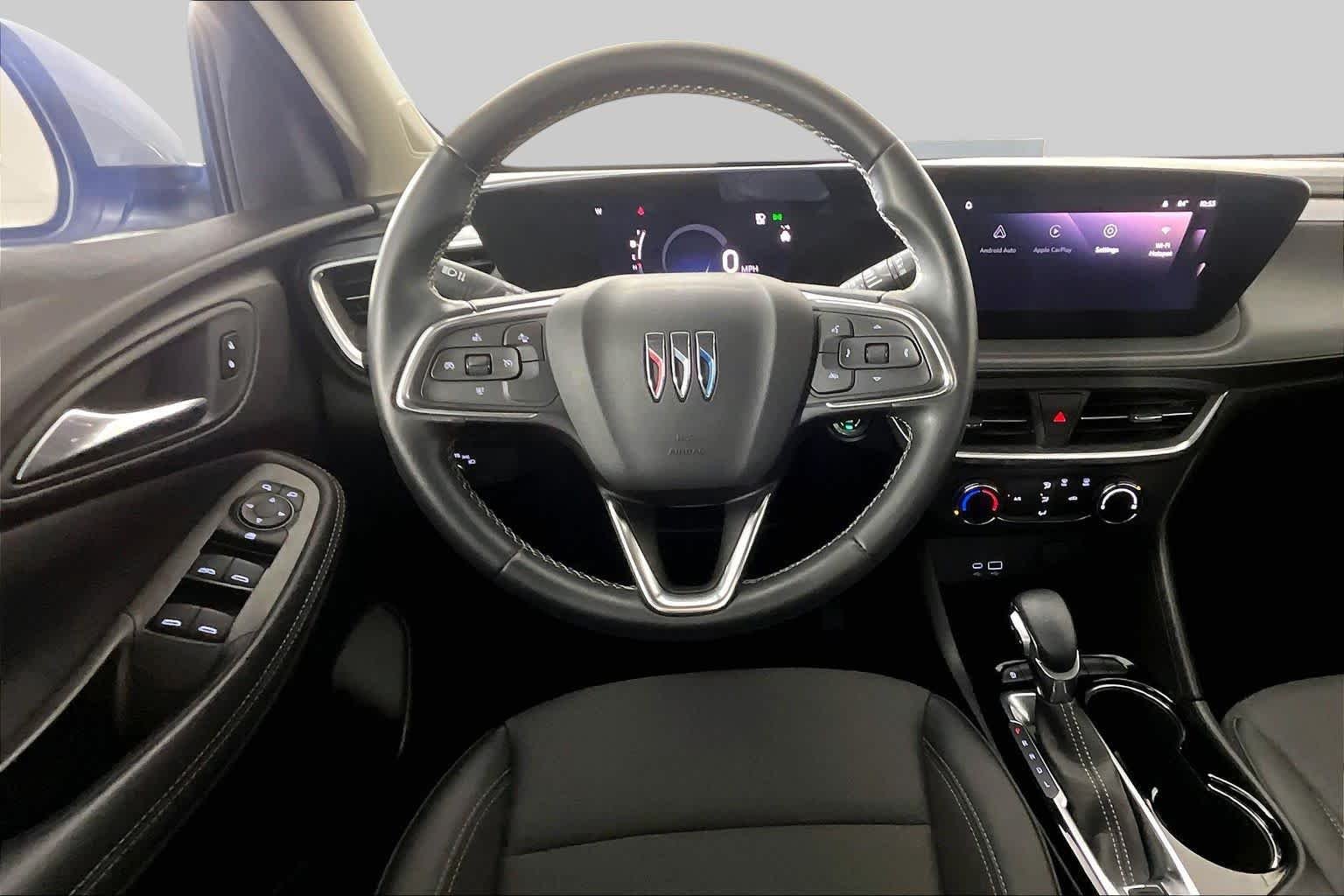 Used 2024 White Frost Tricoat Buick Preferred image 6