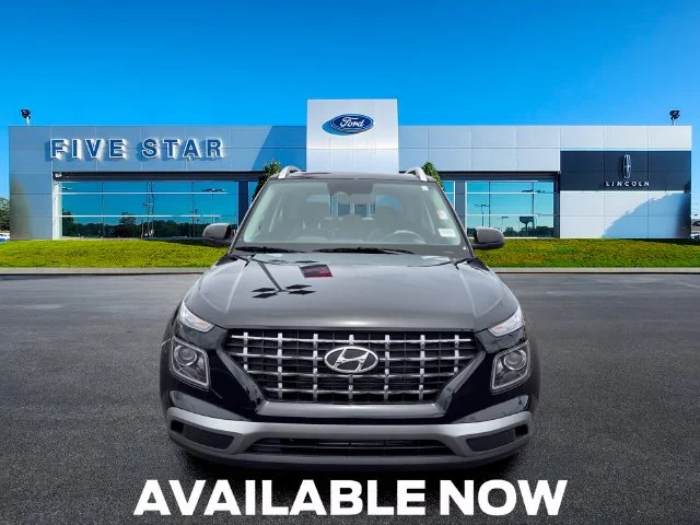 Used 2026 Black Hyundai SEL image 2
