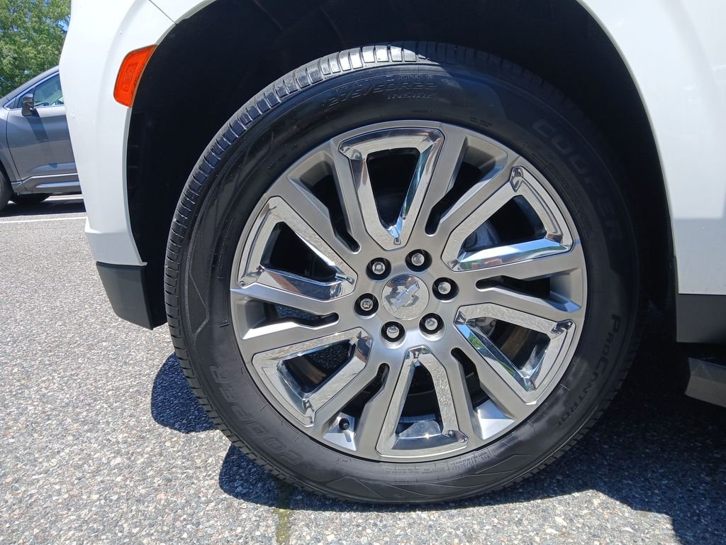 Used 2021 White Chevrolet Premier image 47