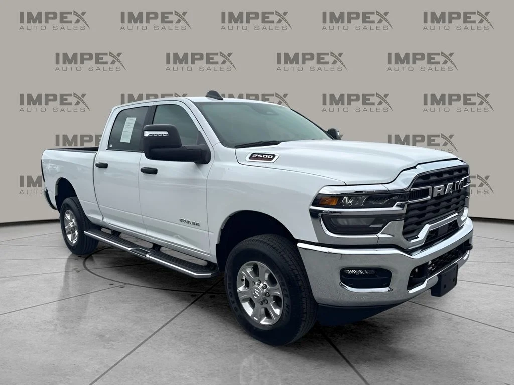 Used 2026 White Ram Big Horn image 7