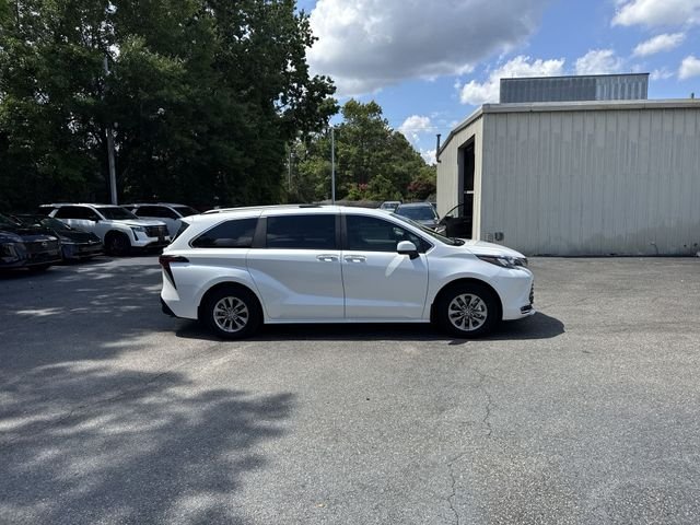 Used 2024 Beige Toyota XLE image 4