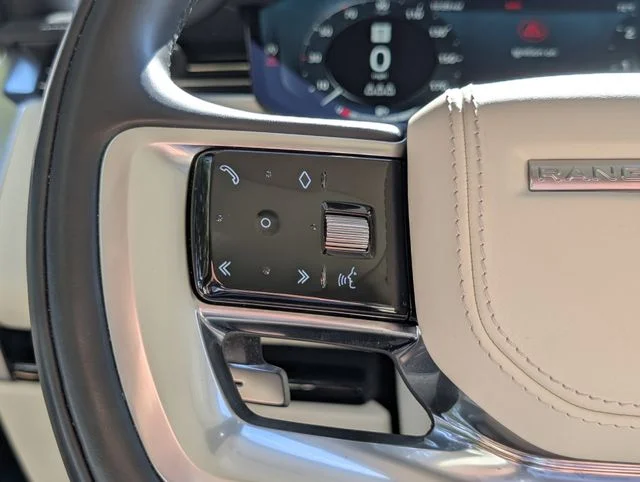 2023 Land Rover Range Rover SE - Photo 13