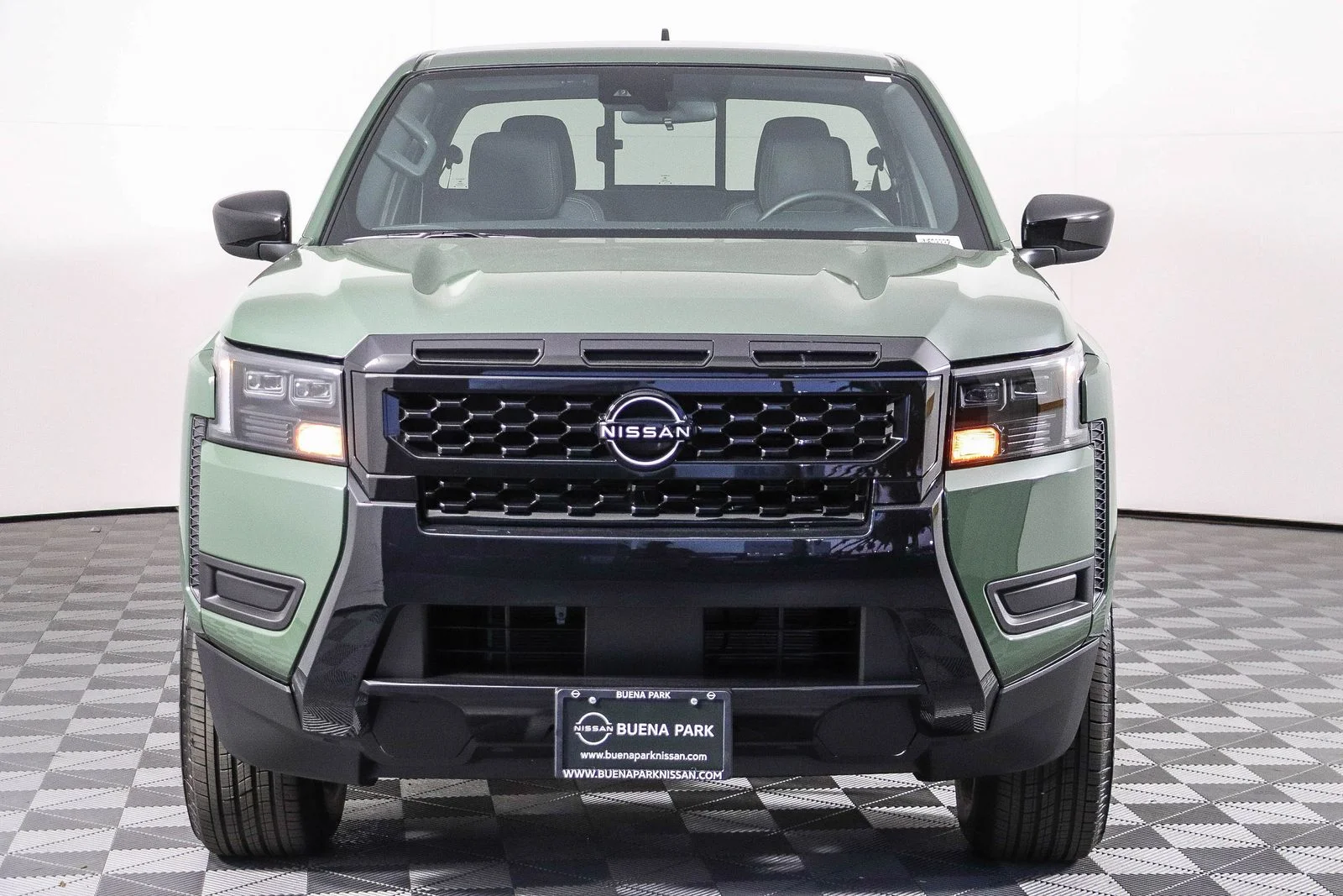 New 2027 Green Nissan SV image 2