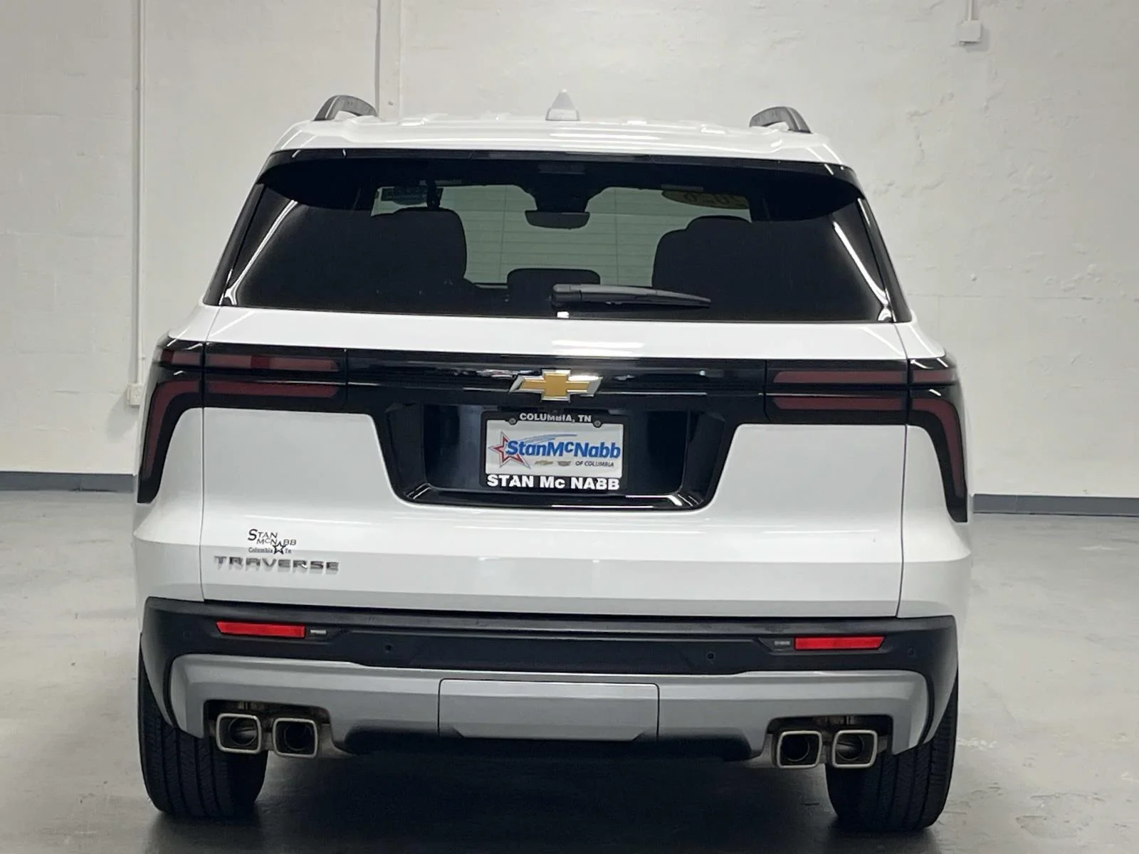 Used 2026 Summit White Chevrolet LT image 7