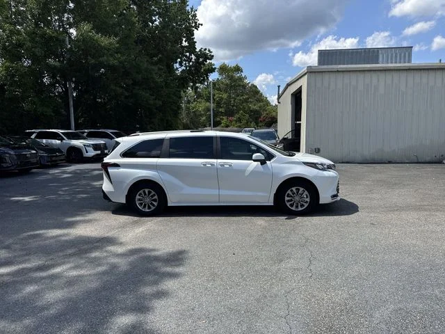 Used 2024 Beige Toyota XLE image 4