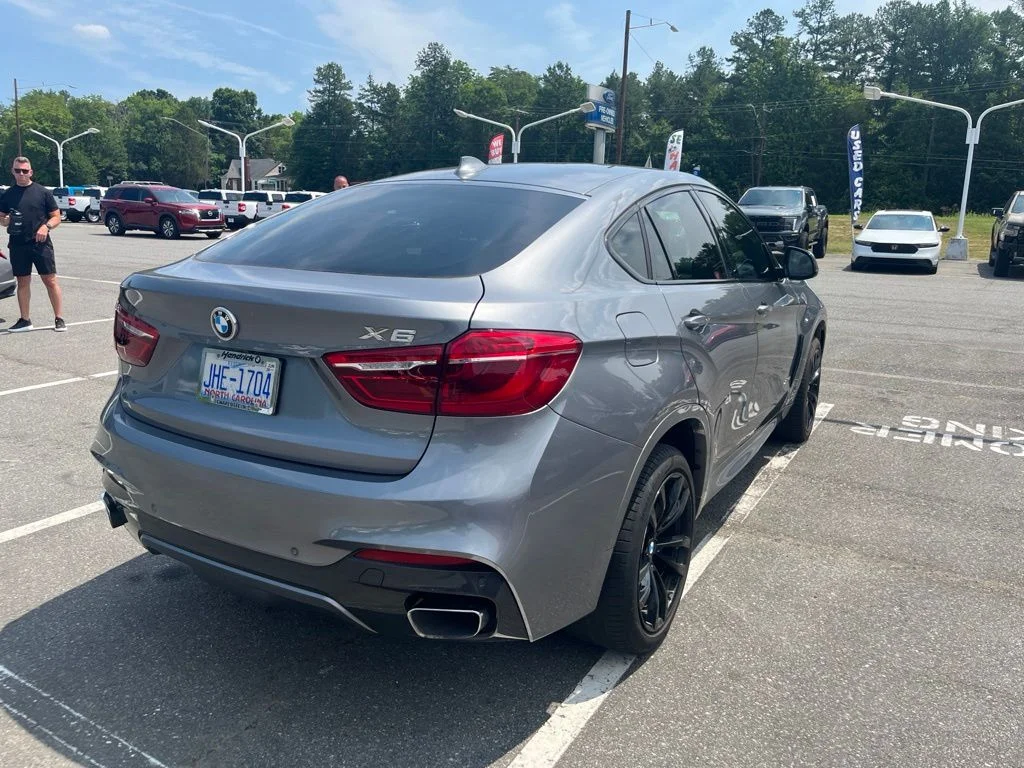 Used 2019 Gray BMW xDrive35i image 9
