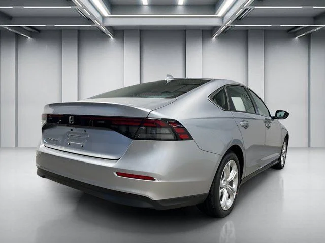 New 2026 Solar Silver Metallic Honda LX image 5