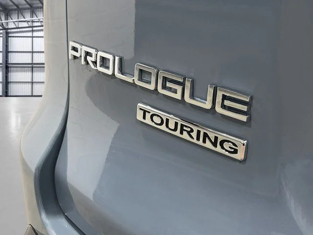 New 2026 Sonic Gray Pearl Honda Touring image 6
