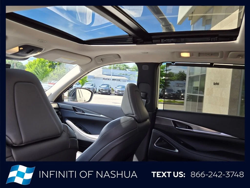 Certified Used 2026 Black INFINITI LUXE image 11