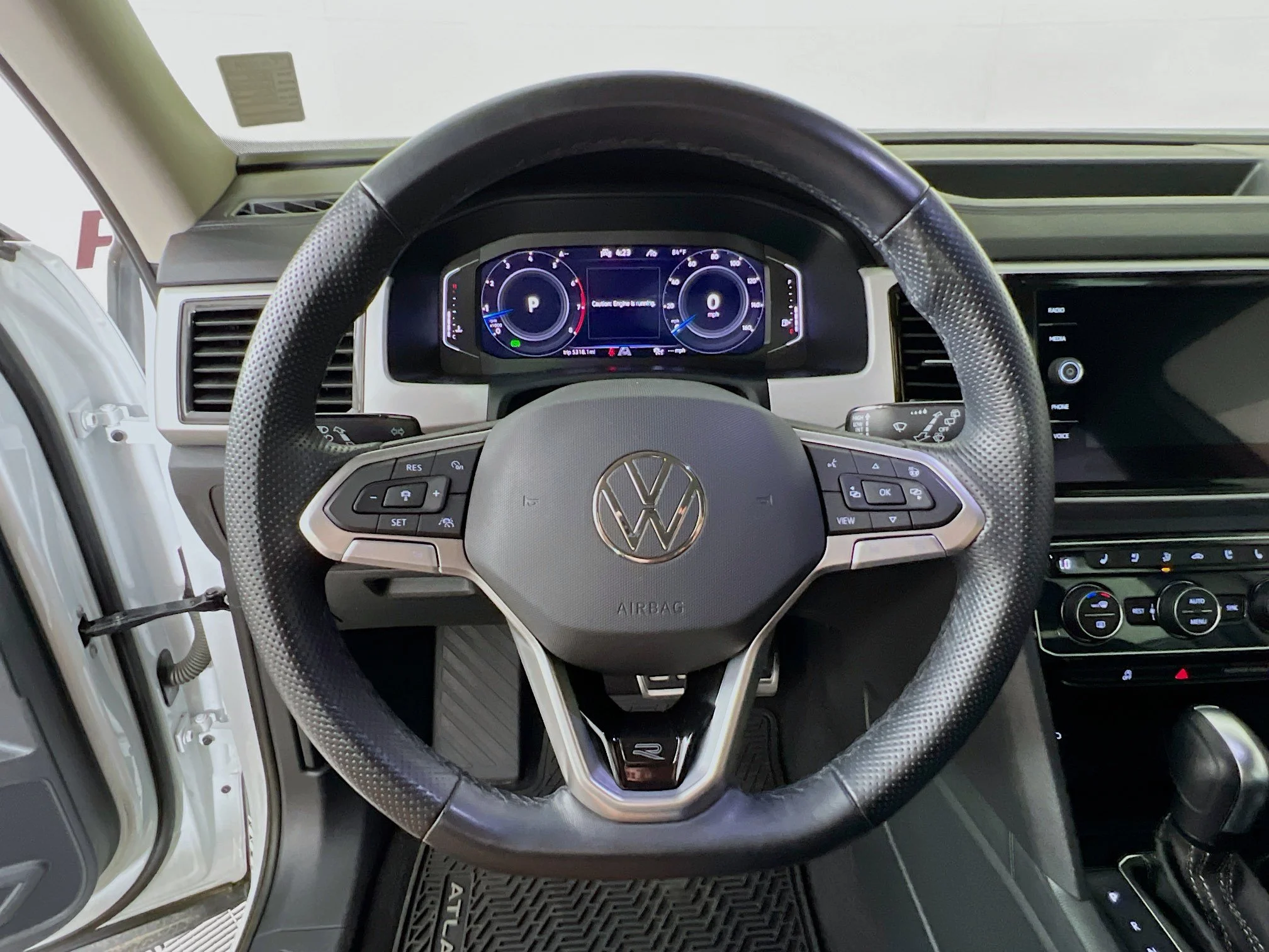 2022 Volkswagen Atlas SEL Premium R-Line - Photo 12