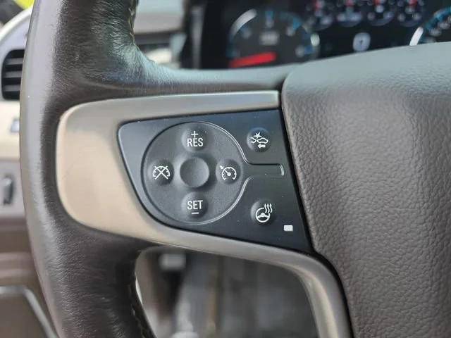 Used 2018 WHITE FROST TRICOAT GMC Denali image 20