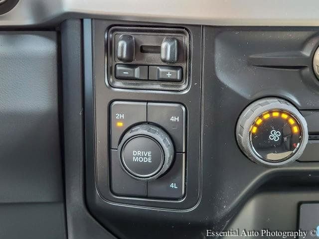 2024 Ford F-550 Super Duty Chassis Cab XL - Photo 31