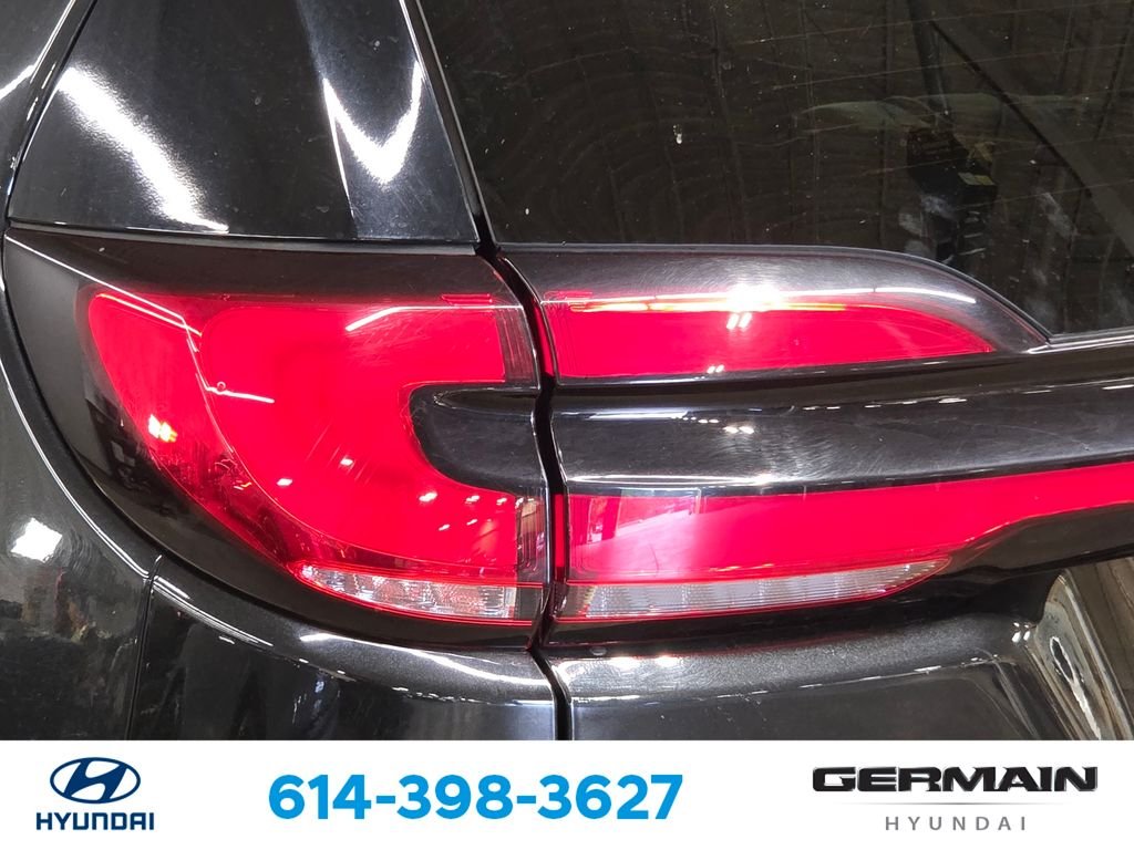 Used 2023 Black Chrysler Touring L image 16