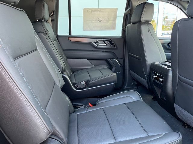 2026 GMC Yukon XL Denali - Photo 19