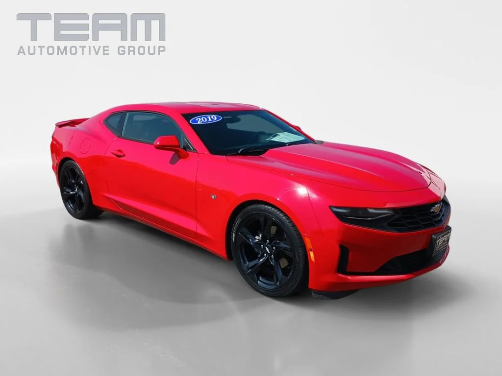 Used 2019 RED HOT Chevrolet 1LT image 1