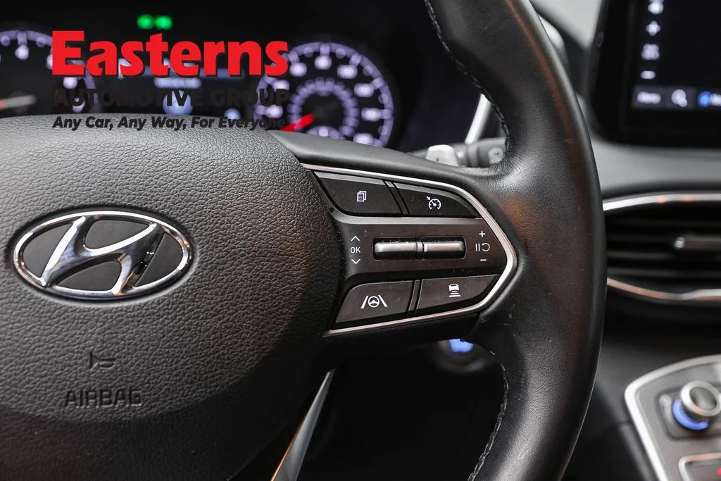 Used 2023 Silver Hyundai SEL image 16