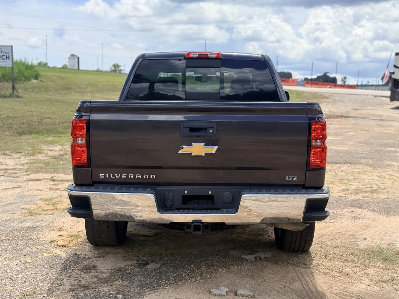 Used 2014 Gray Chevrolet LTZ 4x2 4dr Crew Cab 5.8 ft. SB image 4