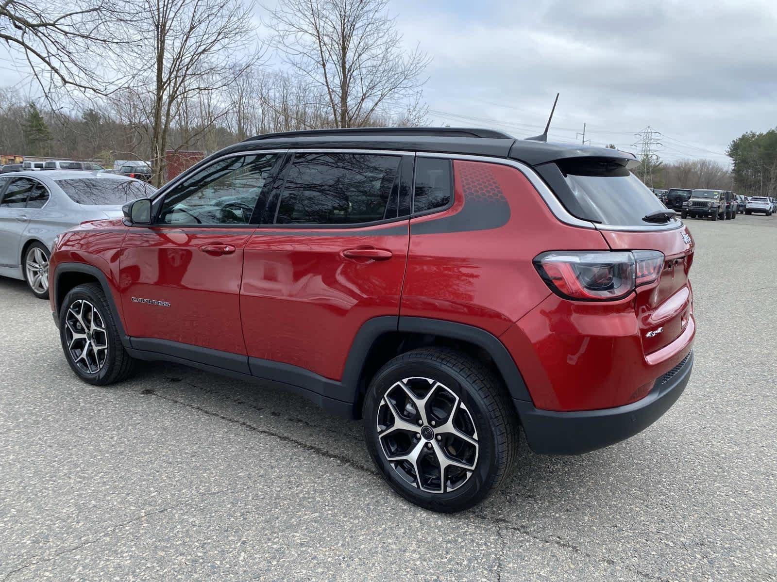 Certified Used 2025 Red Hot Pearlcoat Jeep Limited image 8