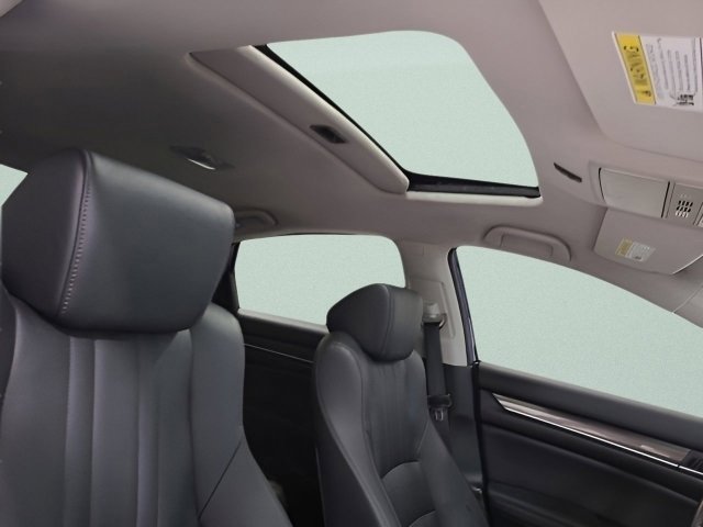 Used 2022 Still Night Pearl Honda Sport SE image 5