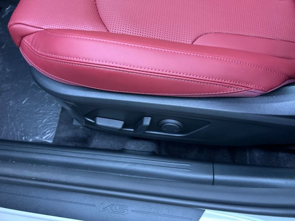 New 2026 White Kia GT-Line image 33