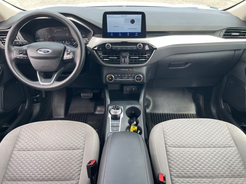 Used 2020 Oxford White Ford SE image 29