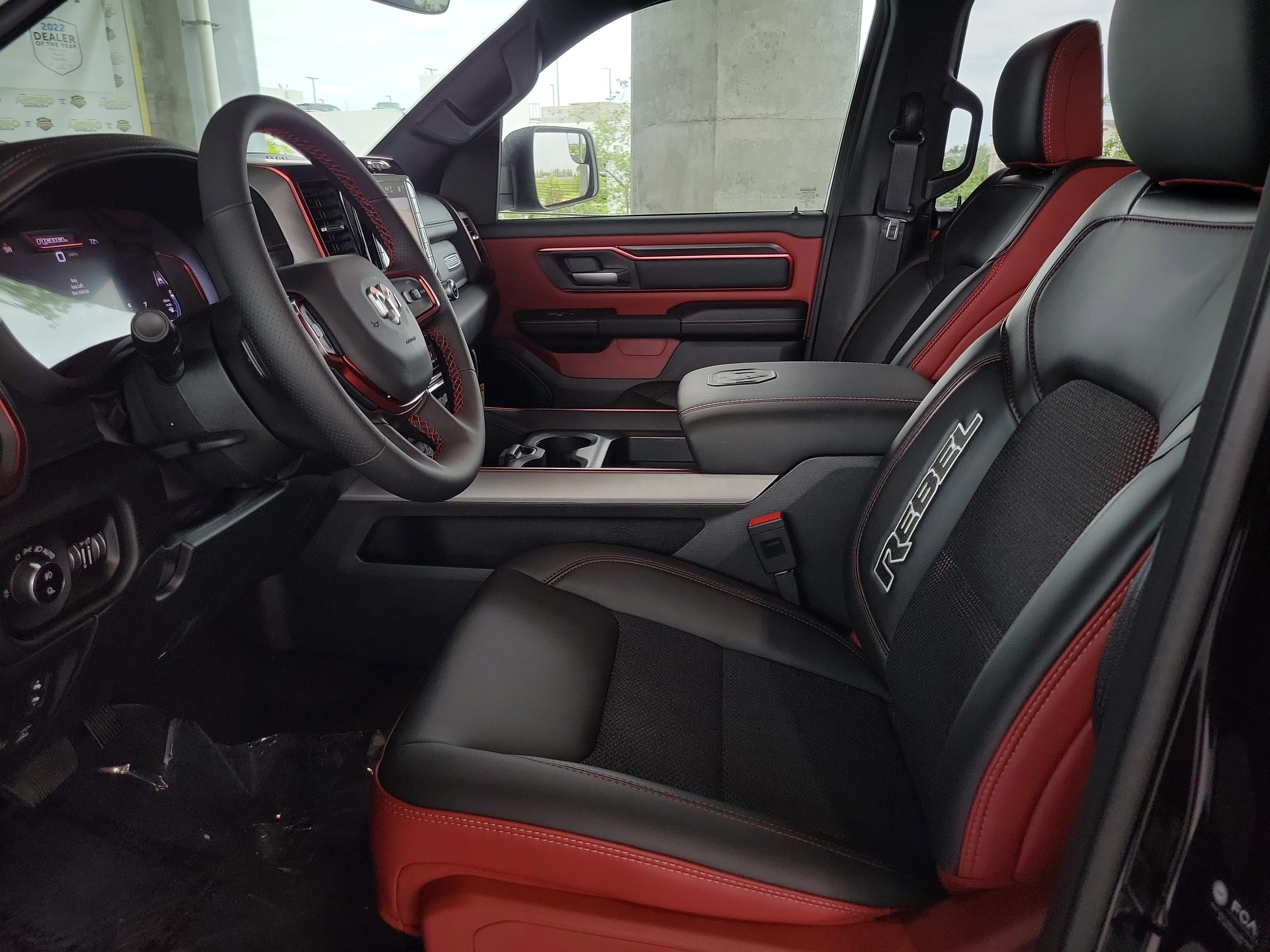 New 2026 Diamond Black Crystal Pearl-Coat Exterior Paint RAM Rebel image 16