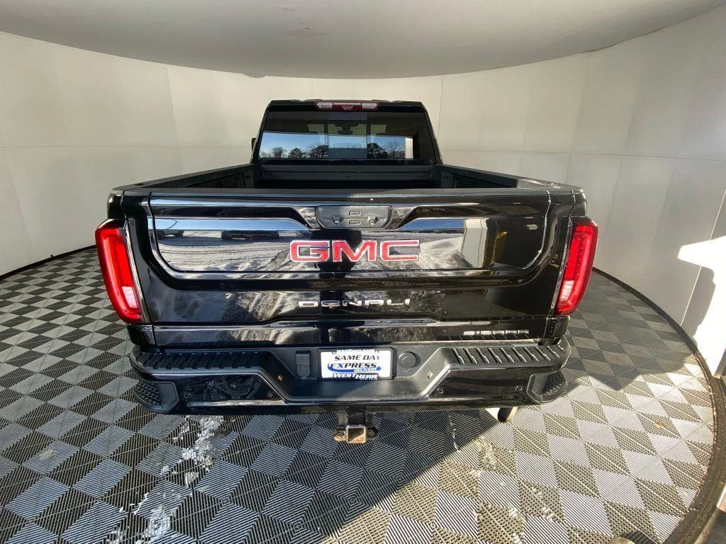 Used 2022 Ebony Twilight Metallic GMC Denali image 20