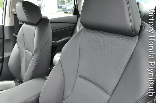 New 2026 Platinum White Pearl Honda Touring image 8