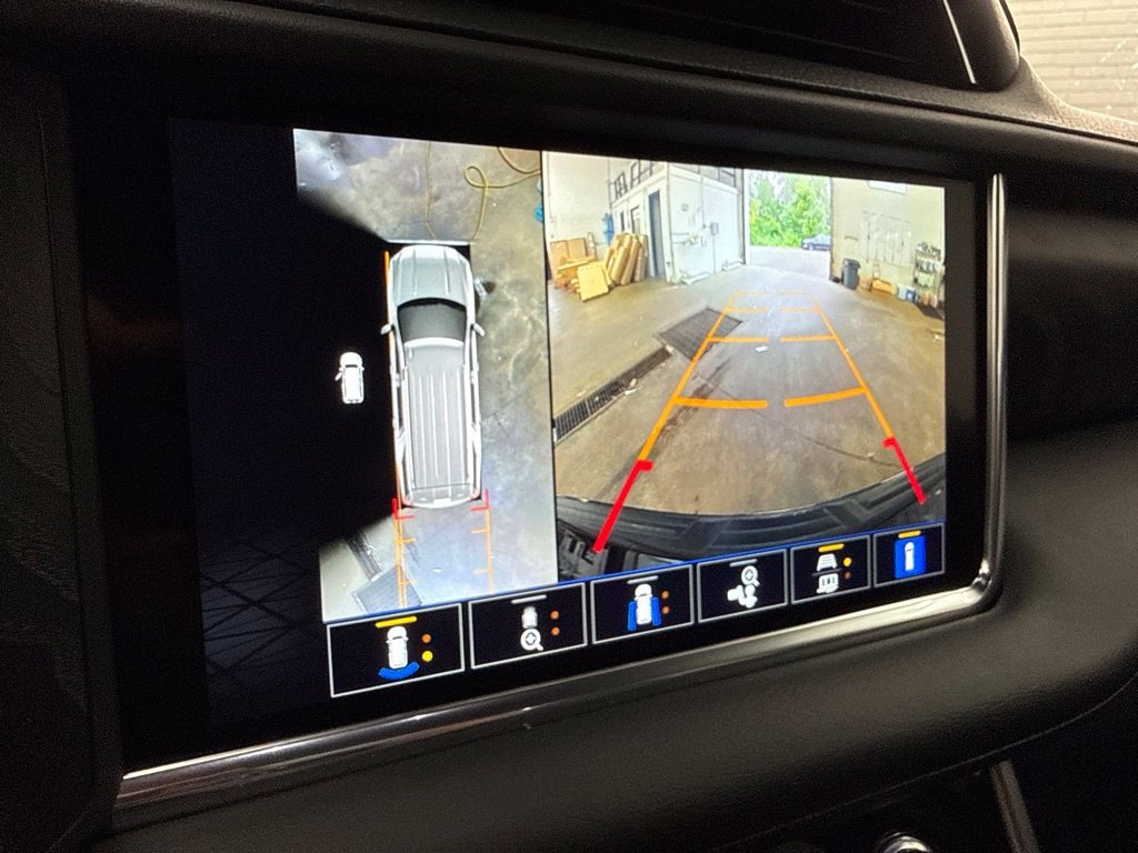Used 2022 Black GMC Denali image 32