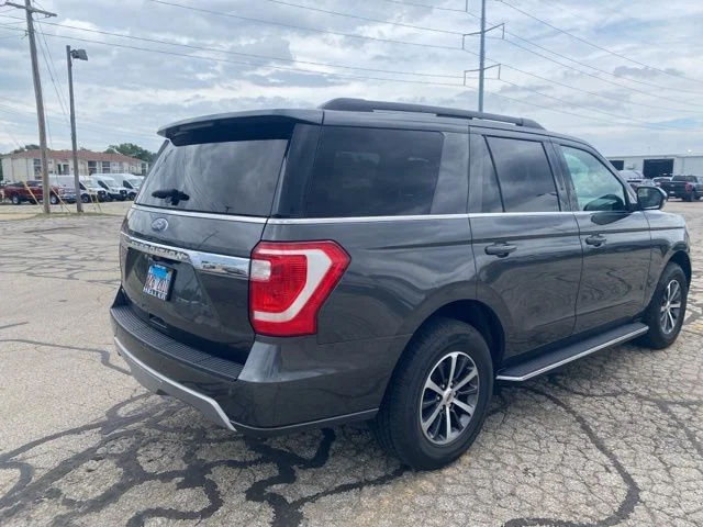 Used 2020 Magnetic Ford XLT image 4