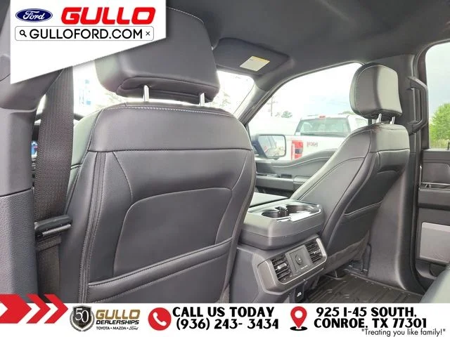 Used 2025 Gray Metallic Ford Lariat image 15
