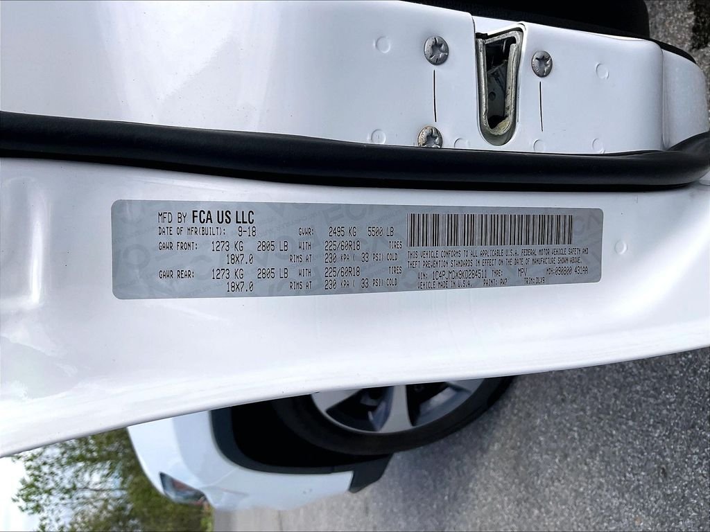 Used 2019 Bright White Clearcoat Jeep Limited image 32