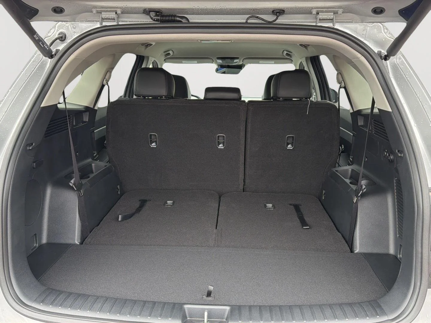 New 2026 Wolf Gray Kia EX image 7