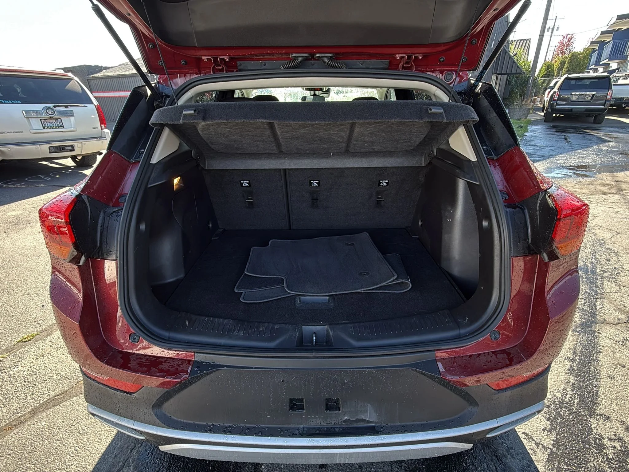 Used 2023 Cinnabar Metallic Buick Preferred image 26