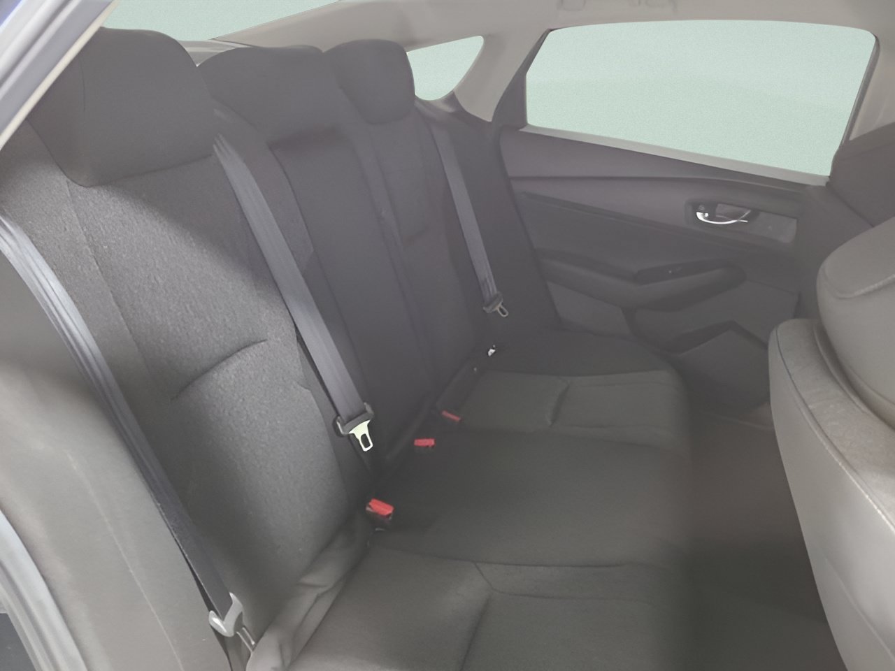 Used 2025 Meteorite Gray Metallic Honda LX image 13