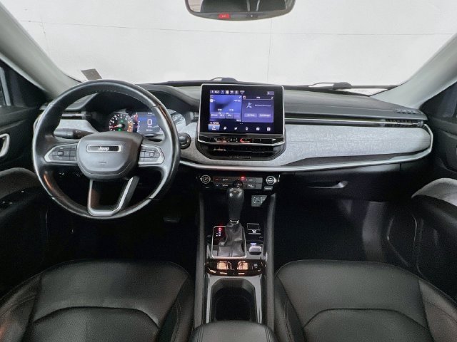 2022 Jeep Compass Latitude Lux - Photo 23