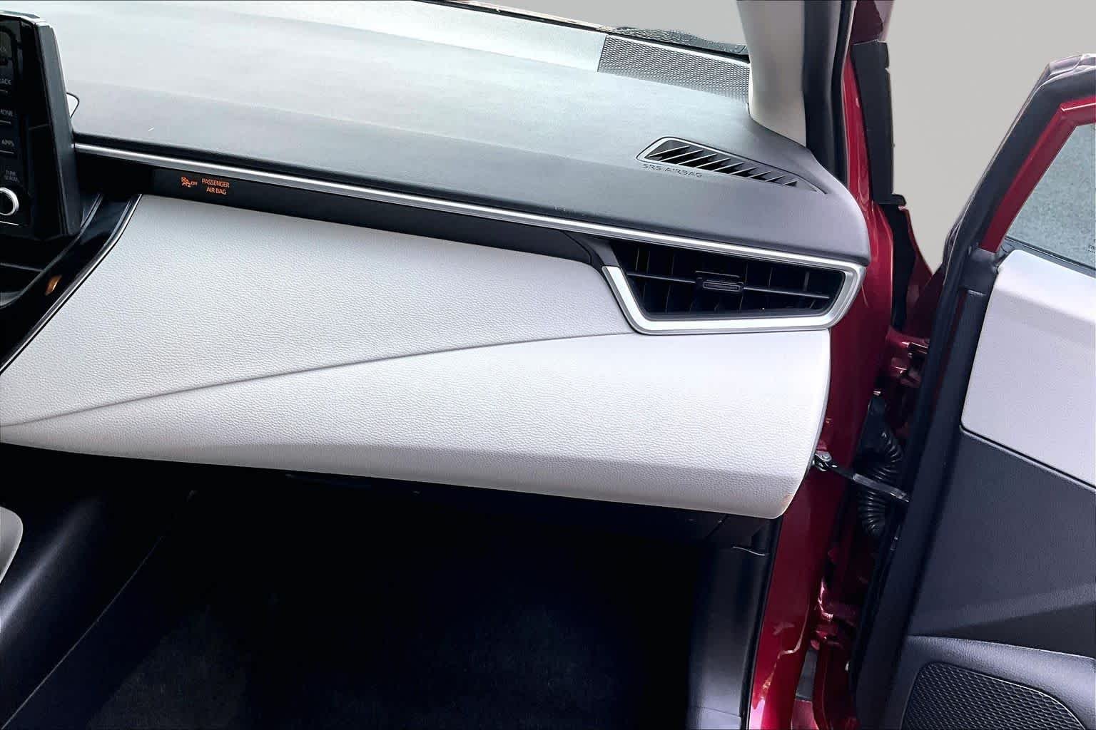 Used 2022 Ruby Flare Pearl Toyota LE image 19